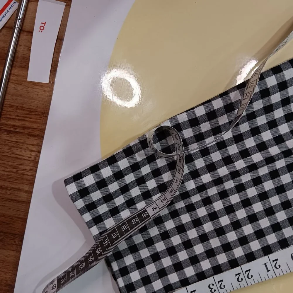 Talbots Pre-Owned Black and Ivory Hampshire Ankle Pants Size 4 Petite - Picture 5 of 13